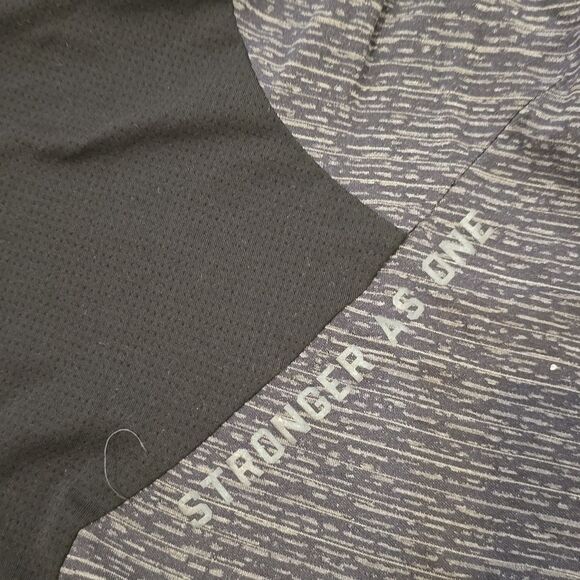 Men's stronger than one lululemon shirt size medium (missing, see measurements) - Picture 7 of 9